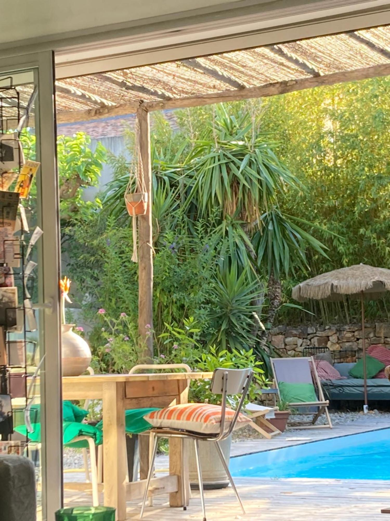Maison D Hotes La Madeleine Bed & Breakfast